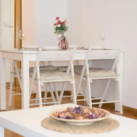 Apartamenticos Torrenueva I *